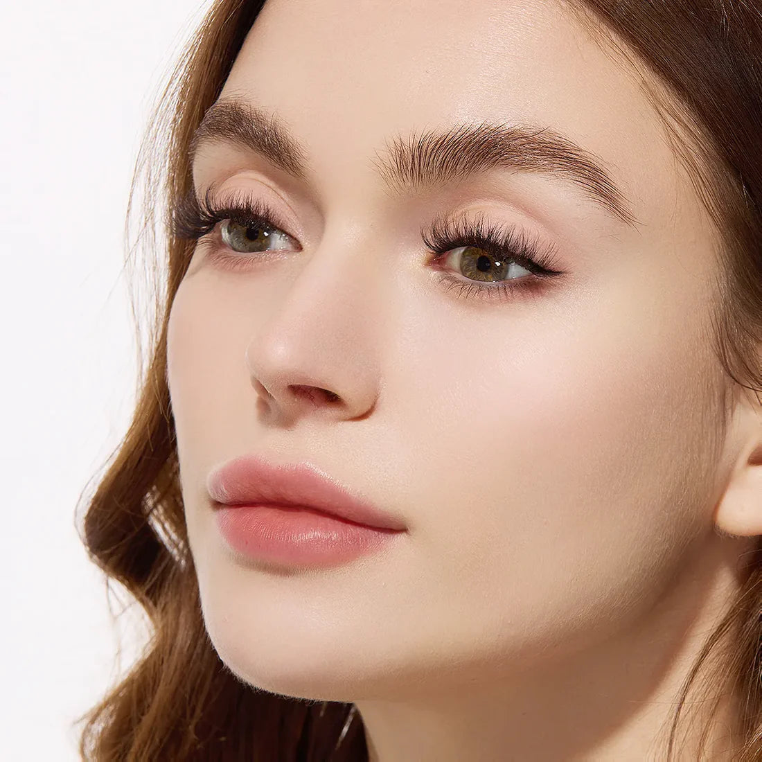 LuxeLash — Luxury At-Home Lash Extensions