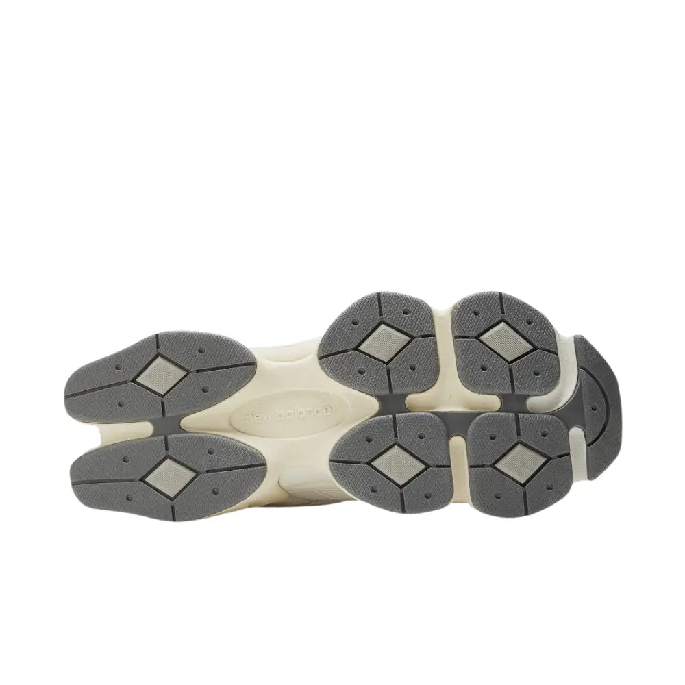 Classic Sneaker 9060 Sea Salt...